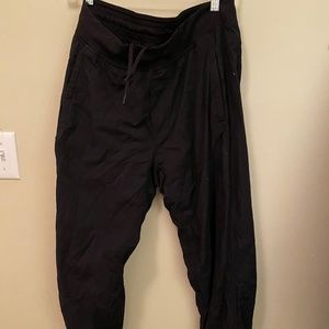 Lululemon black joggers with ankle pull tie Size M